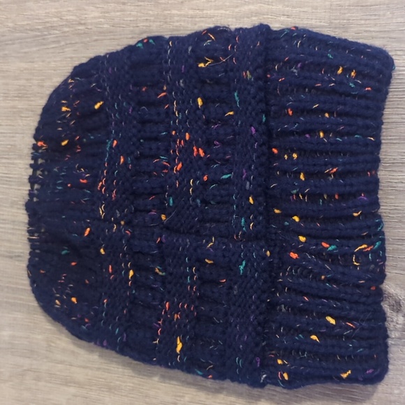 🏷️LAST CHANCE SALE $5 ITEM🏷️CC Ribbed Navy Blue Confetti Ponytail Beanie - Picture 4 of 5